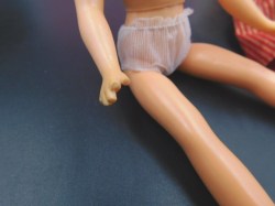 DC FASHION DOLL HAND A